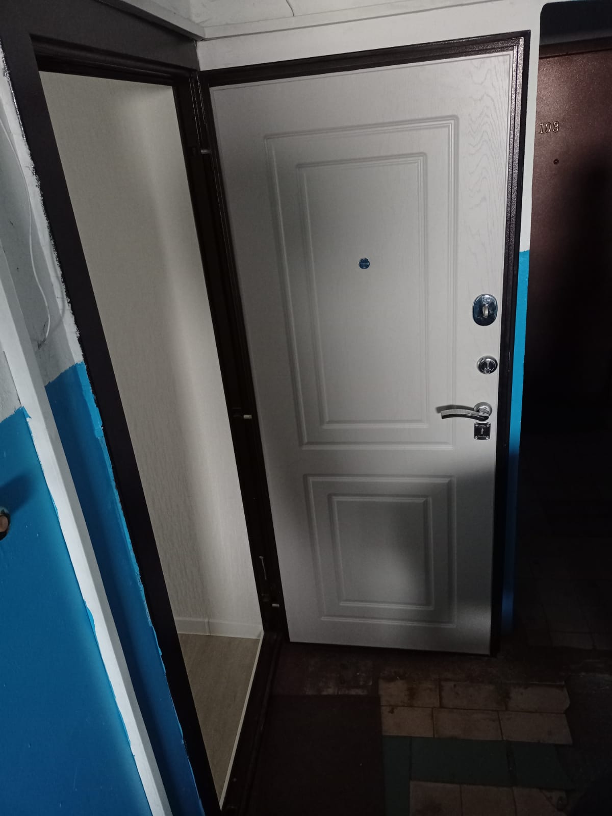 Демонстрация выполненных работ по замене МДФ панели